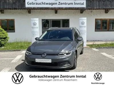 Second-hand VW Golf VIII Move 131 CP (96 kW) 2023 Gri Break