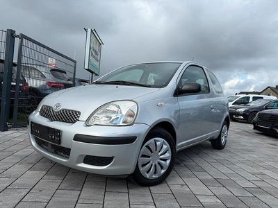 Gebraucht Toyota Yaris 65 PS (47 kW) 2005 Silber Kleinwagen