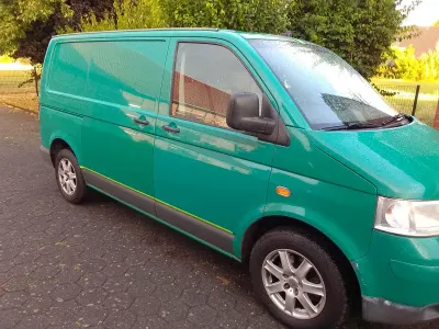 Gebraucht VW T5 131 PS (96 kW) 2006 Grün Van