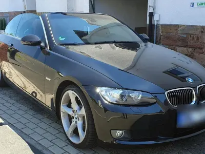 Gebraucht BMW 330 Cabriolet Sport Line 272 PS (200 kW) 2008 Schwarz Cabrio