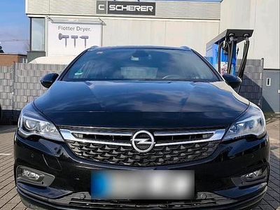 Gebraucht Opel Astra 116 PS (85 kW) 2016 Schwarz Kombi