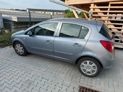 Gebraucht Opel Corsa 80 PS (58 kW) 2007 Silber Kleinwagen