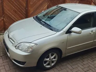 Gebraucht Toyota Corolla Sol 116 PS (85 kW) 2004 Silber Limousine