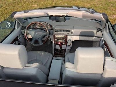 Gebraucht Mercedes SL280 204 PS (150 kW) 1999 Blau Cabrio
