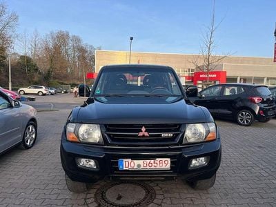 Gebraucht Mitsubishi Pajero Elegance 165 PS (121 kW) 2000 Schwarz SUV