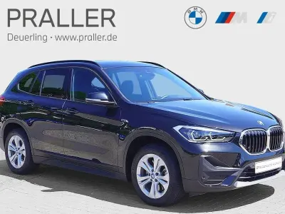 Gebraucht BMW X1 Sport Line 220 PS (161 kW) 2022 Saphirschwarz SUV
