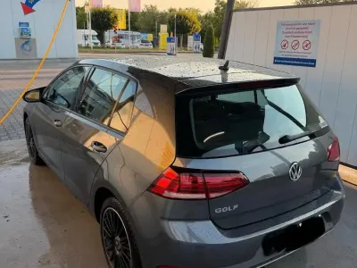 Gebraucht VW Golf VII Comfortline 116 PS (85 kW) 2018 Silber Kombi