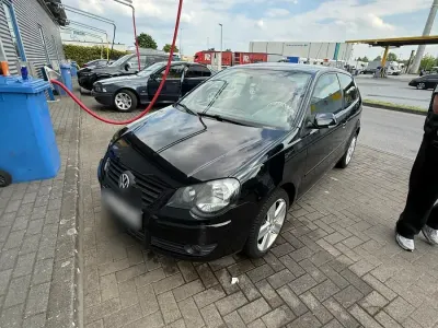 Gebraucht VW Polo Black Edition 60 PS (44 kW) 2009 Schwarz Kleinwagen