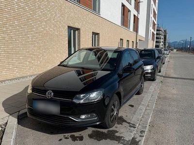 Second-hand VW Polo LOUNGE 60 CP (44 kW) 2015 Negru Hatchback
