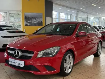 Brugt Mercedes CLA200 Urban 156 HK (114 kW) 2013 Rød Sedan