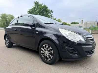 Gebraucht Opel Corsa Selection 69 PS (50 kW) 2013 Schwarz Kleinwagen