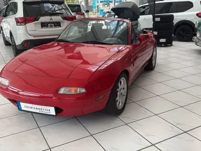 Gebraucht Mazda MX5 116 PS (85 kW) 1991 Rot Cabrio