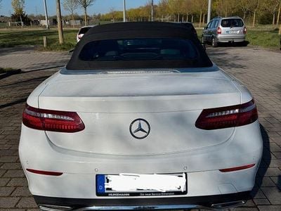 Gebraucht Mercedes E200 AMG line 184 PS (135 kW) 2018 Weiß Cabrio