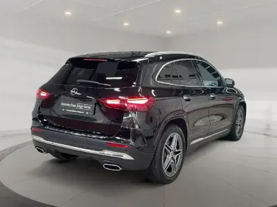 Gebraucht Mercedes GLA220 AMG 190 PS (139 kW) 2024 Metalliclack kosmosschwarz SUV