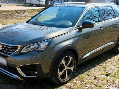 Gebraucht Peugeot 5008 Allure 150 PS (110 kW) 2017 Silber SUV