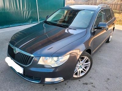 Gebraucht Skoda Superb Elegance 170 PS (125 kW) 2011 Schwarz Kombi