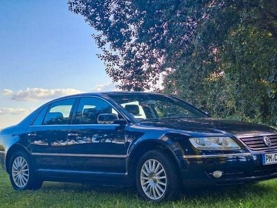 Second-hand VW Phaeton 224 CP (164 kW) 2005 Albastru Berlinǎ