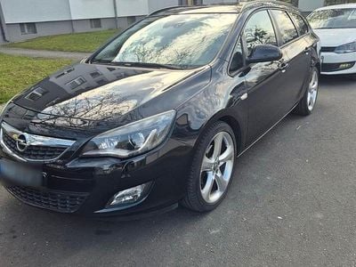 Second-hand Opel Astra 180 CP (132 kW) 2011 Negru Break