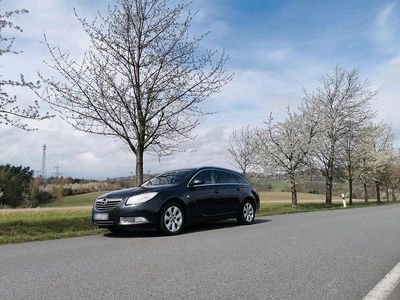 Gebraucht Opel Insignia 160 PS (117 kW) 2011 Schwarz Kombi