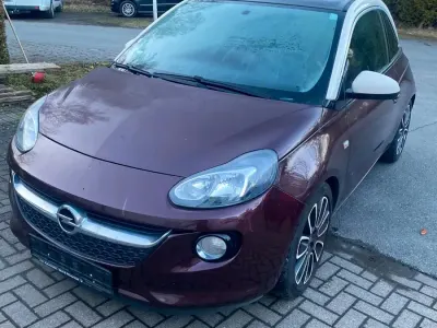 Usata Opel Adam 87 CV (63 kW) 2014 Viola Utilitaria