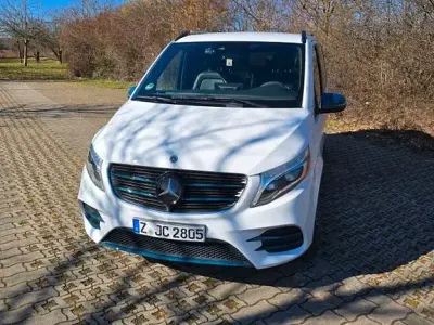 Gebraucht Mercedes V250 Exclusive 204 PS (150 kW) 2017 Weiß Van / Kleinbus