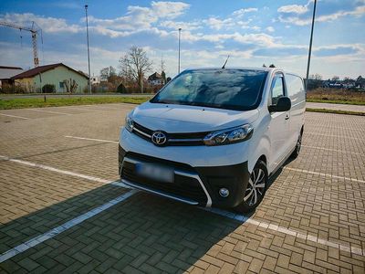 Gebraucht Toyota Proace 115 PS (84 kW) 2018 Weiß Van / Kleinbus