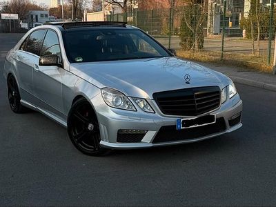 Gebraucht Mercedes E350 AMG 268 PS (197 kW) 2011 Silber Limousine