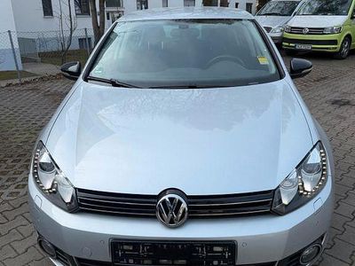 Gebraucht VW Golf VI Style 105 PS (77 kW) 2011 Silber Kleinwagen