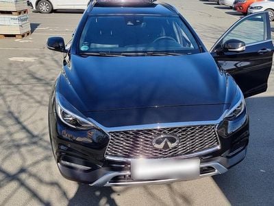 Gebraucht Infiniti QX30 Premium 170 PS (125 kW) 2017 Schwarz SUV