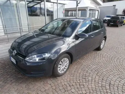 Gebraucht VW Golf VII Trendline 105 PS (77 kW) 2014 Grau Limousine