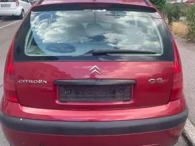 Gebraucht Citroën C3 68 PS (50 kW) 2004 Rot Limousine