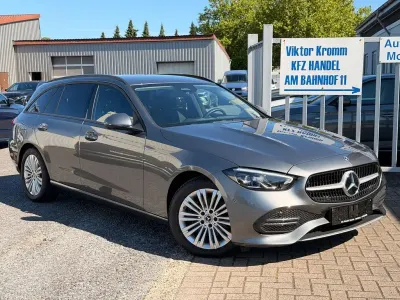 Gebraucht Mercedes 200 163 PS (119 kW) 2023 Grau Kombi