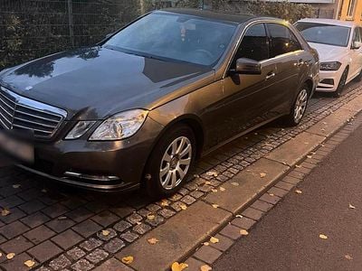 Mercedes E220