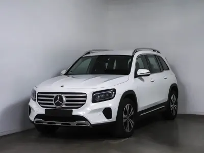Gebraucht Mercedes GLB180 Progressive 136 PS (100 kW) 2025 Unilack polarweiß SUV