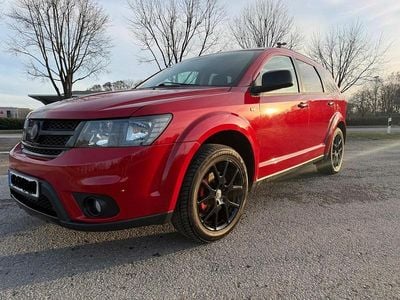 Second-hand Fiat Freemont 170 CP (125 kW) 2015 Roșu SUV