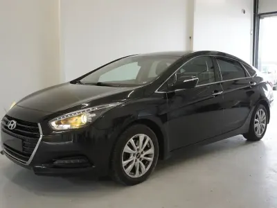Gebraucht Hyundai i40 136 PS (100 kW) 2016 Schwarz Limousine