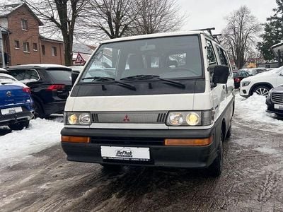 Weiß Gebraucht 1997 Mitsubishi L300 Van / Kleinbus | 9.900 €