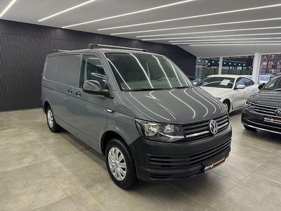Gebraucht VW Transporter 102 PS (75 kW) 2016 Grau Van