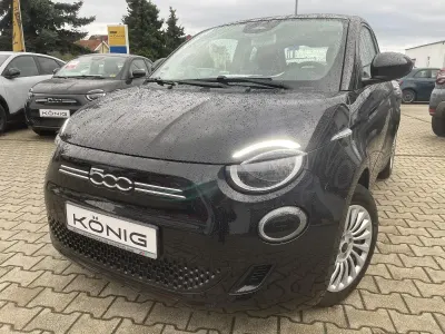 Second-hand Fiat 500e 86 kW (118 CP) 2023 Negru Hatchback