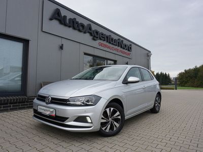 Gebraucht VW Polo Comfortline 95 PS (69 kW) 2018 Silber Kleinwagen