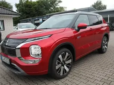 Used Mitsubishi Outlander P-HEV Top 306 HP (225 kW) 2025 Red SUV