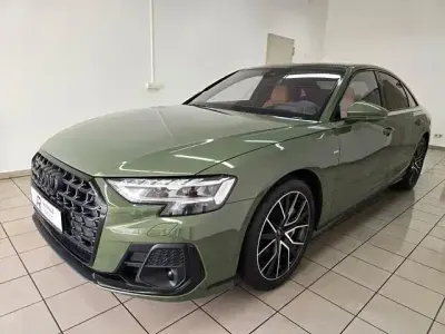 Używany Audi A8 S-Line 462 KM (339 kW) 2023 Zielony Sedan/Limuzyna