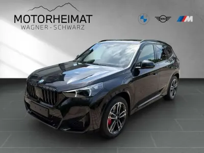 Neu BMW X1 M Sport 326 PS (239 kW) 2026 Black sapphire SUV