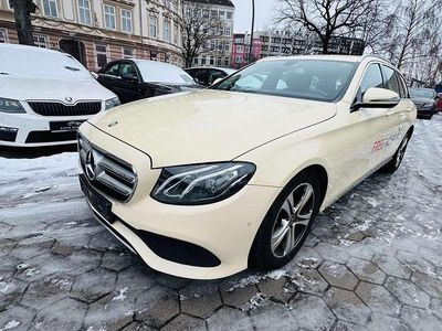 Gebraucht Mercedes E200 Avantgarde 150 PS (110 kW) 2018 Beige Kombi