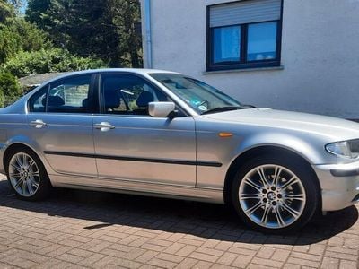 BMW 325