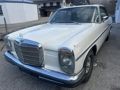 Weiß Gebraucht 1970 Mercedes W114 Coupé | 13.999 €
