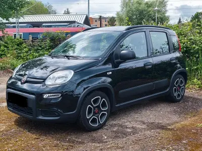 Gebraucht Fiat Panda 69 PS (50 kW) 2022 Schwarz Kleinwagen
