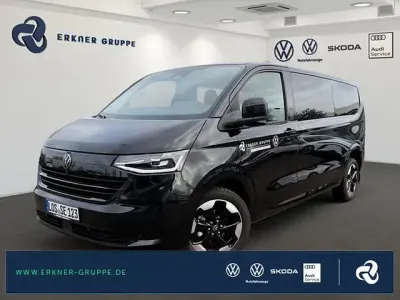 Second-hand VW Caravelle Life 150 CP (110 kW) 2025 Negru Van