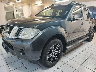 Blau Gebraucht 2012 Nissan Navara Abholung | 21.900 €