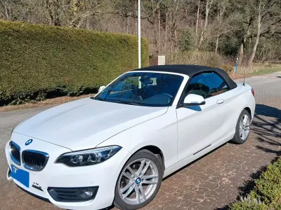 Gebraucht BMW 220 Sport Line 190 PS (139 kW) 2017 Weiß Cabrio